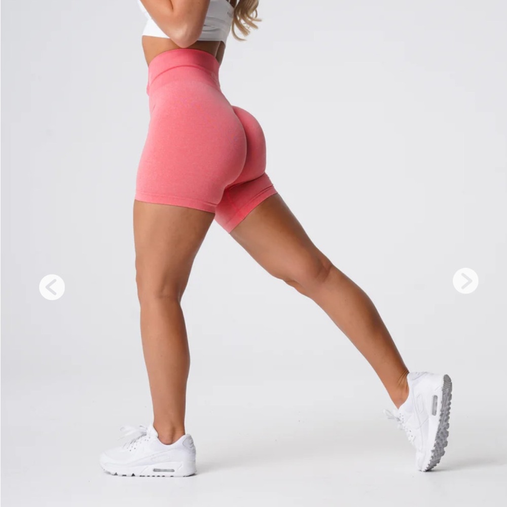 Coral NVGTN shorts